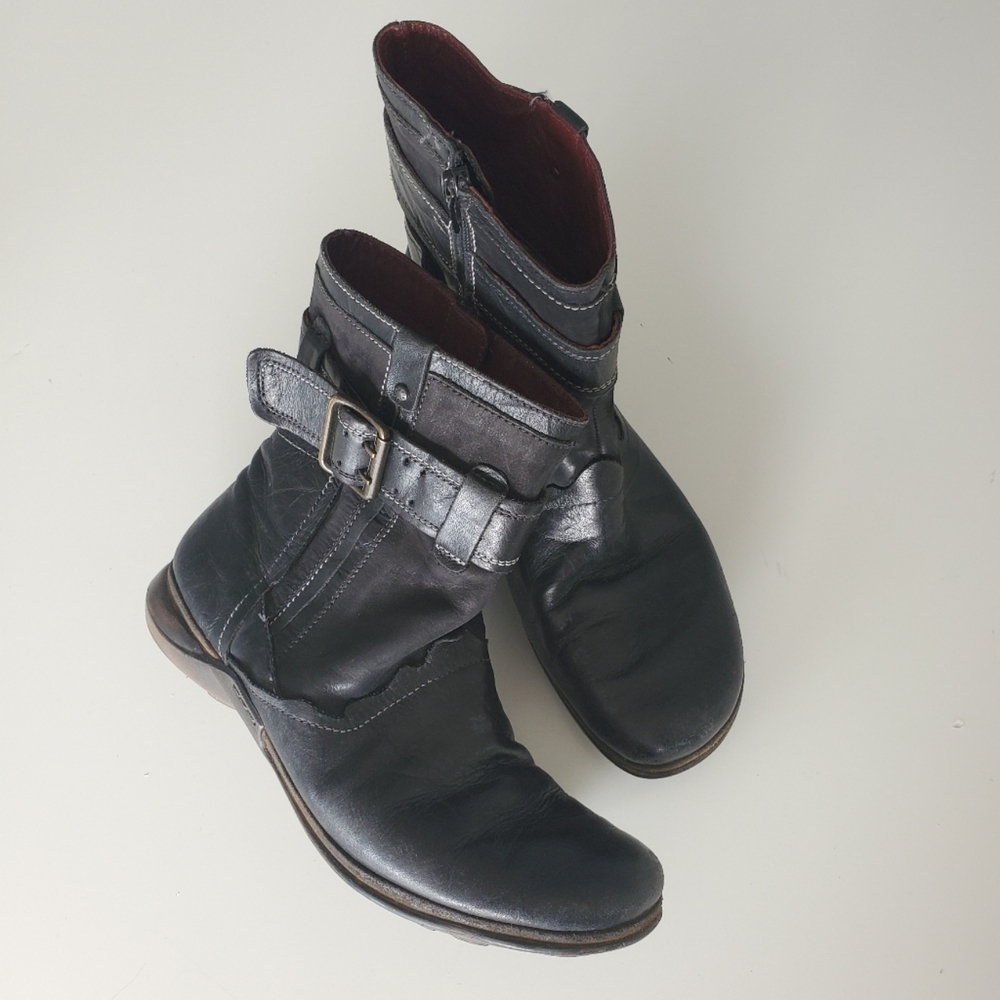 Romika Size 8 Boots Casual Genuine Leather Black Booties Zipper Boot Moto Boots
